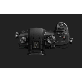 Panasonic LUMIX DC-GH5EG-K DSLM Camera Body 20.3 MP ISO 25600 Display diagonal 3.2 " Video recording Wi-Fi Contrast AF system Magnification 1.52 x Viewfinder Live MOS Black