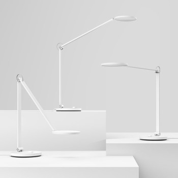 Xiaomi Mi Smart LED Desk Lamp Pro 700 lm 2500-4800 K Low blue light close to natural light 100-240 V 25,000 h