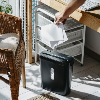 Paper Shredder | AD 1039 | Black | 8 L | 70 dB | Strip-cut